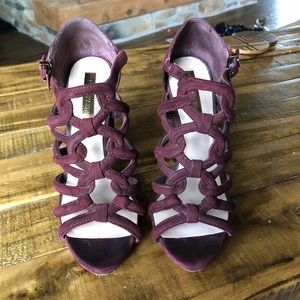 BCBGMAXAZRIA maroon shoes